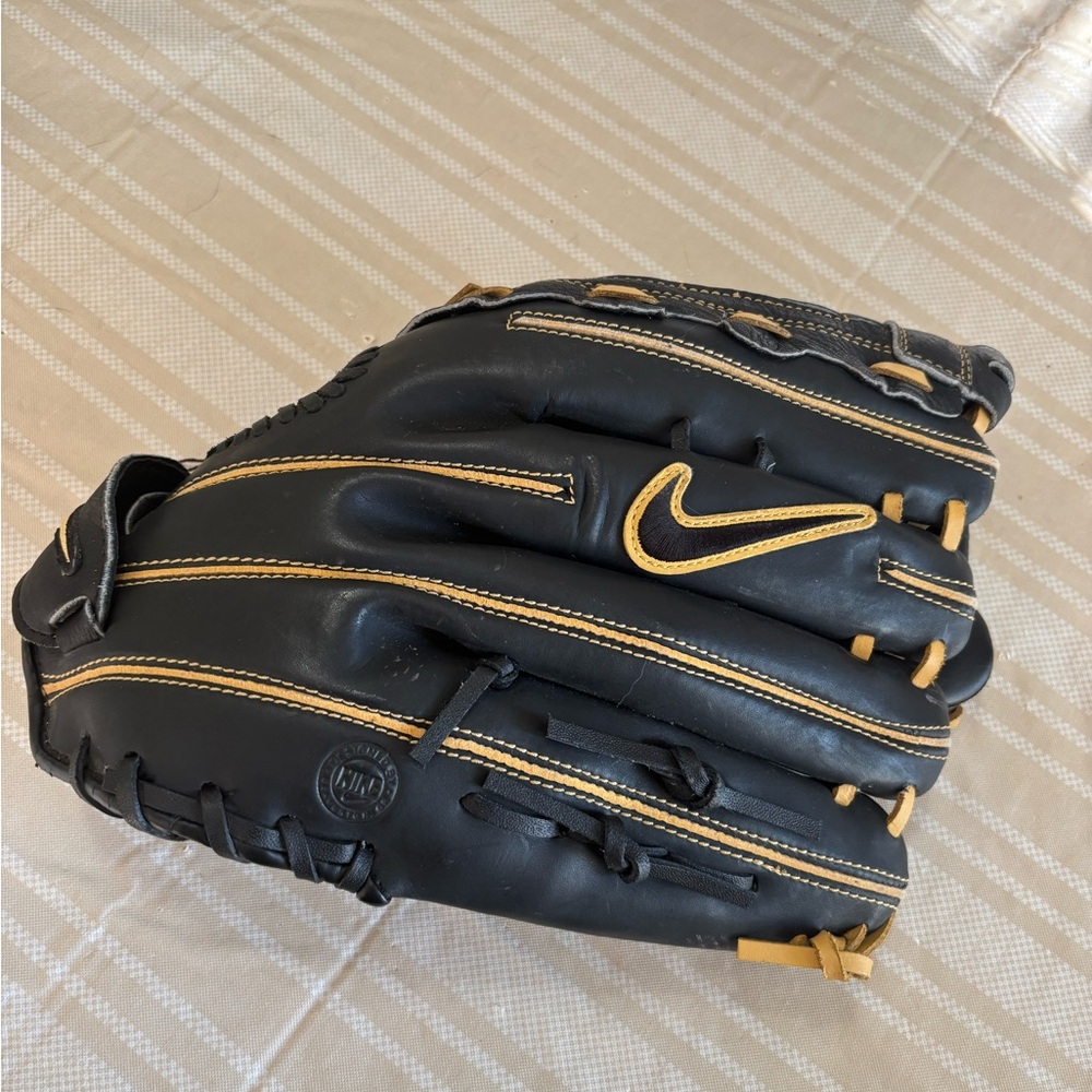 Nike Black and Gold Professional Baseball Gloves